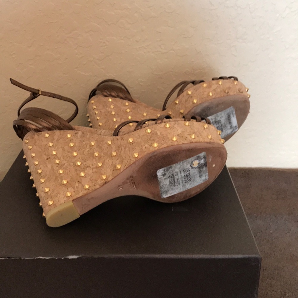 Like New worn 2x-3x - Picture 5 of 5